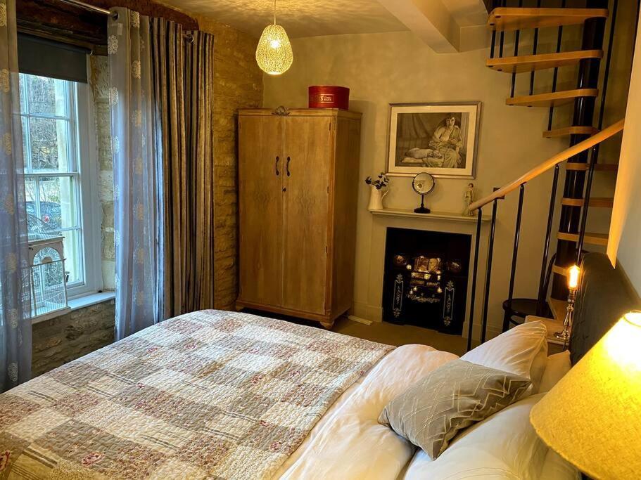 Historic Cotswold Chic Style For Uk Staycation Bourton-on-the-Water Exterior foto